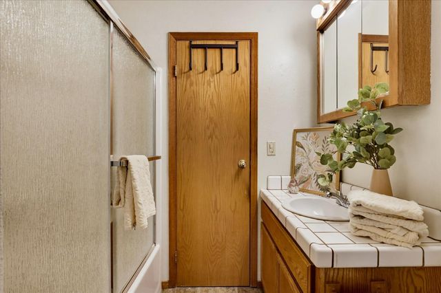 14333 Brooks Rd, Grass Valley, CA 95945