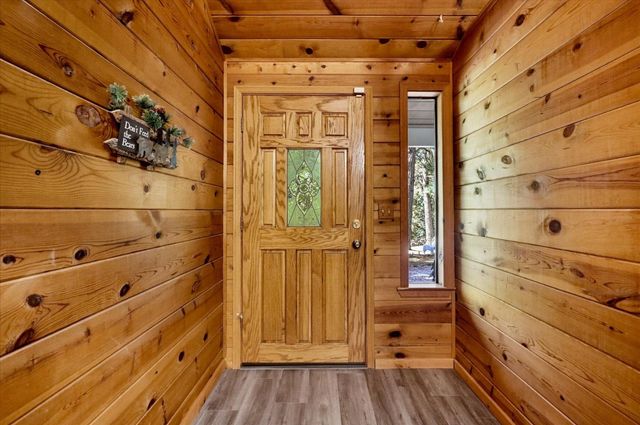 14333 Brooks Rd, Grass Valley, CA 95945
