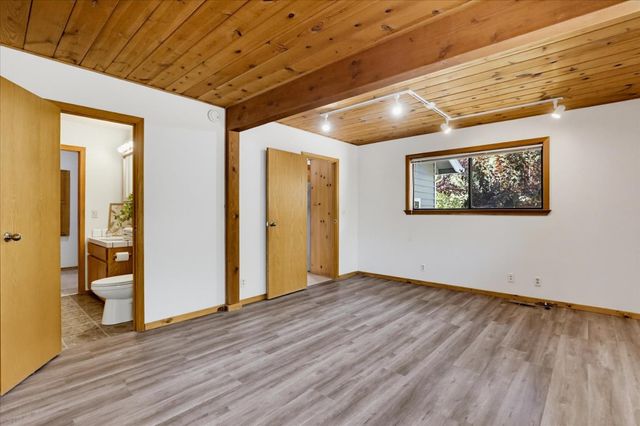 14333 Brooks Rd, Grass Valley, CA 95945