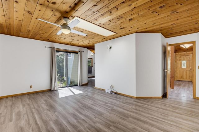 14333 Brooks Rd, Grass Valley, CA 95945