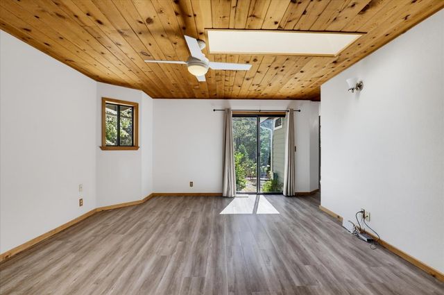 14333 Brooks Rd, Grass Valley, CA 95945