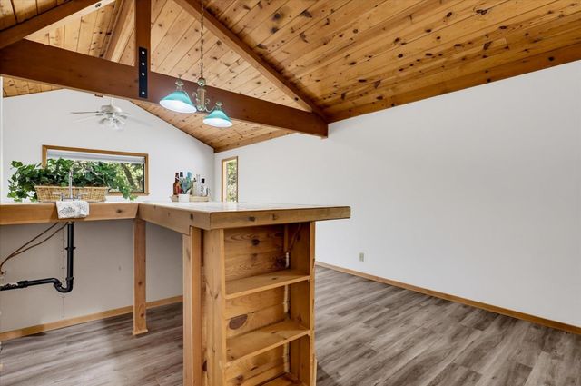 14333 Brooks Rd, Grass Valley, CA 95945