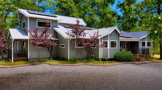 14333 Brooks Rd, Grass Valley, CA 95945