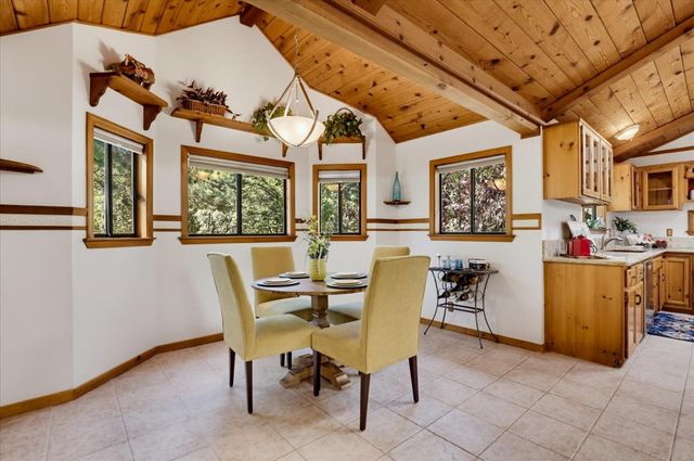 14333 Brooks Rd, Grass Valley, CA 95945