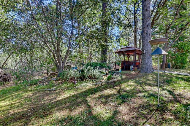 14333 Brooks Rd, Grass Valley, CA 95945
