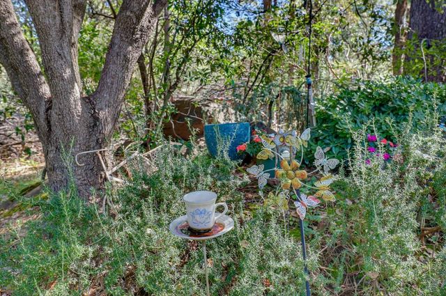 14333 Brooks Rd, Grass Valley, CA 95945