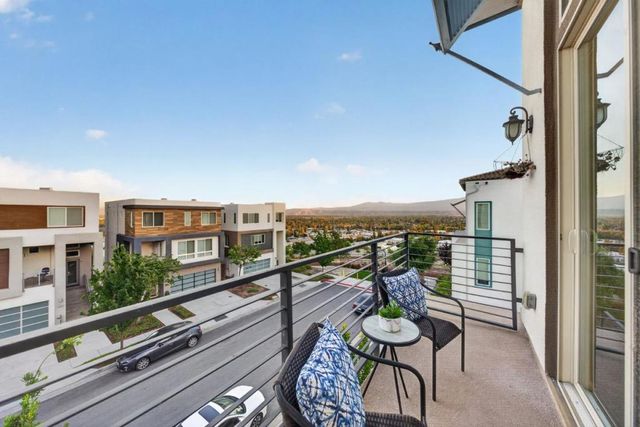 3077 Valley Of Hearts Delight Place 6, San Jose, CA 95136