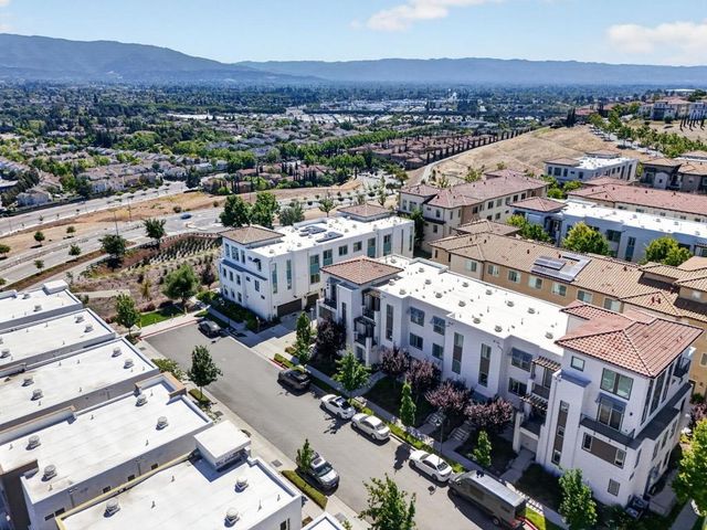 3077 Valley Of Hearts Delight Place 6, San Jose, CA 95136