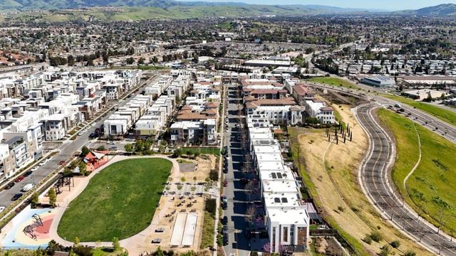 3077 Valley Of Hearts Delight Place 6, San Jose, CA 95136