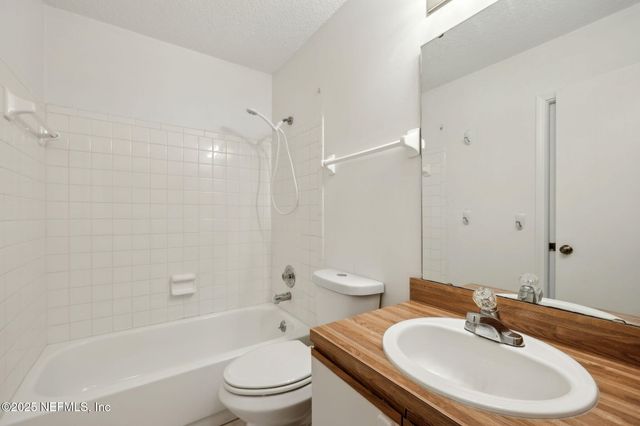 85 DEBARRY Avenue 2032, Orange Park, FL 32073