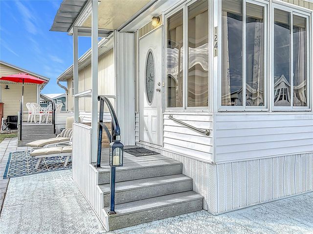 3333 26TH AVENUE E 1241, Bradenton, FL 34208