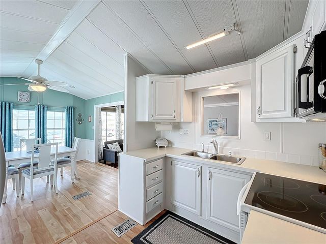 3333 26TH AVENUE E 1241, Bradenton, FL 34208