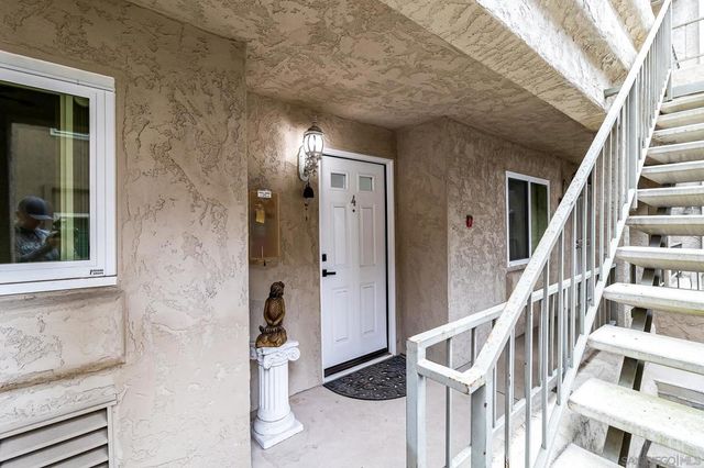 4380 Temecula St 4, San Diego, CA 92107