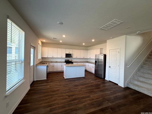 12059 Biznaga, San Antonio, TX 78254