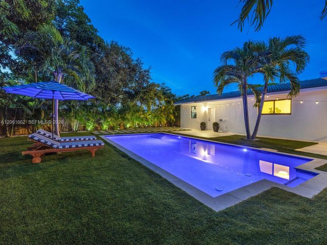 11504 NE 6th Ave, Biscayne Park, FL 33161