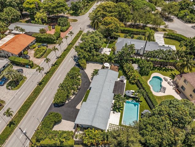 11504 NE 6th Ave, Biscayne Park, FL 33161