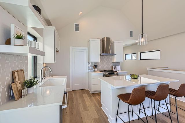9101 Cattle Baron PATH, Austin, TX 78747