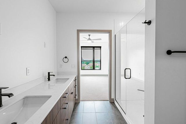 640 Wisconsin Avenue N 638, Golden Valley, MN 55427