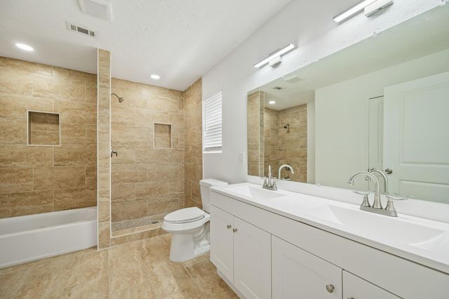 61 Hicks Loop W, Cleveland, TX 77328