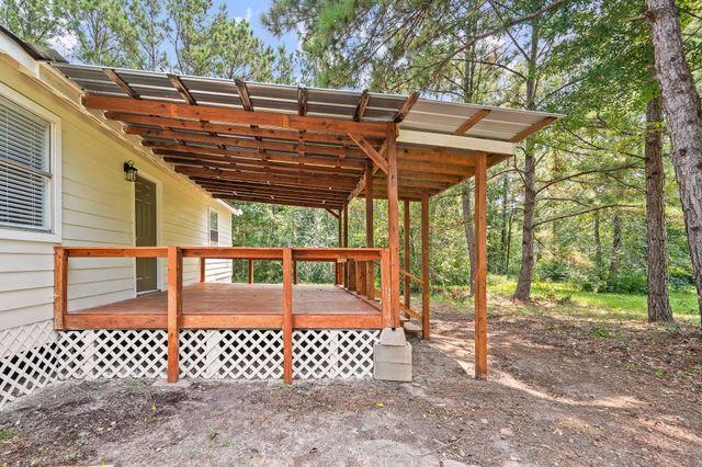 61 Hicks Loop W, Cleveland, TX 77328