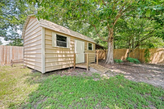 61 Hicks Loop W, Cleveland, TX 77328