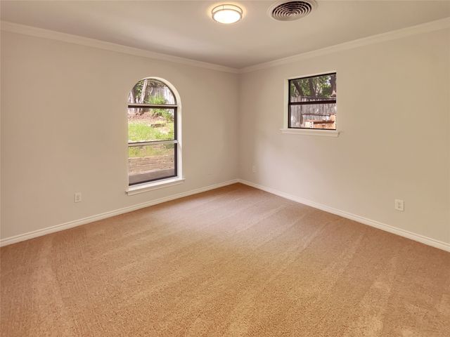 622 N Casa Grande Circle, Duncanville, TX 75116