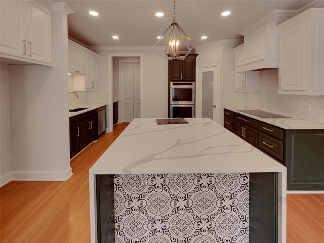 622 N Casa Grande Circle, Duncanville, TX 75116