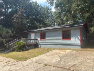 1212 Stone Road, Tallahassee, FL 32303