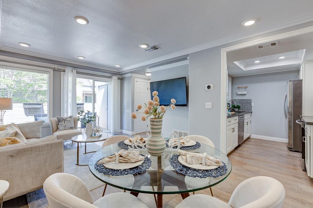 801 W California Avenue K, Sunnyvale, CA 94086