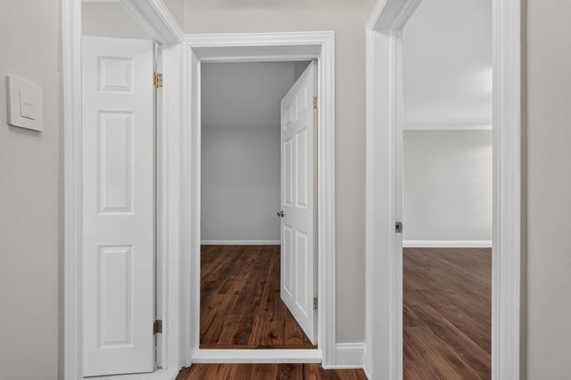46 EAST 44TH ST, Bayonne, NJ 07002
