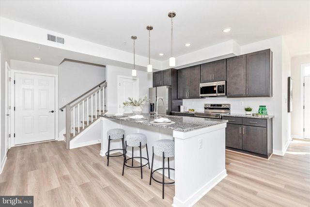 714-B IRON FORGE, Frederick, MD 21702