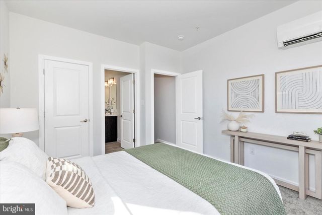 714-B IRON FORGE, Frederick, MD 21702