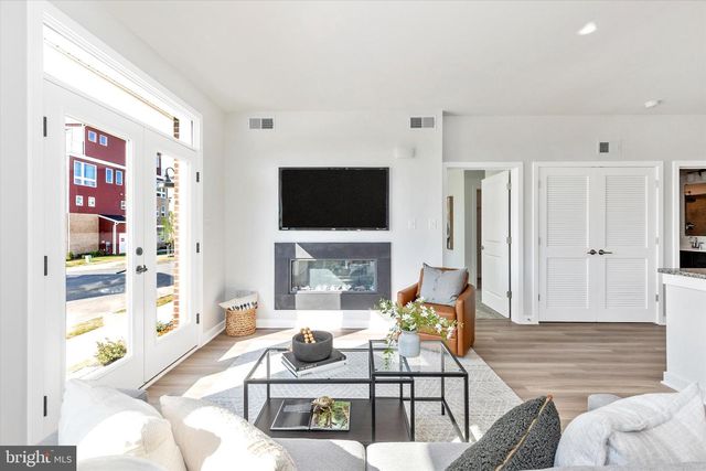 714-B IRON FORGE, Frederick, MD 21702