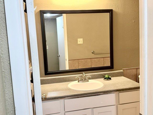 904 University Oaks Boulevard 91, College Station, TX 77840