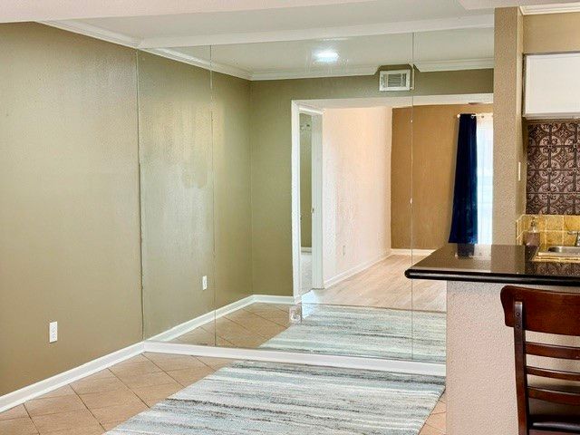 904 University Oaks Boulevard 91, College Station, TX 77840