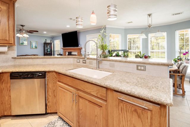 209 Ranchette Court, Bryan, TX 77808