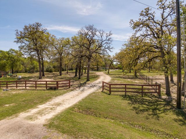 209 Ranchette Court, Bryan, TX 77808