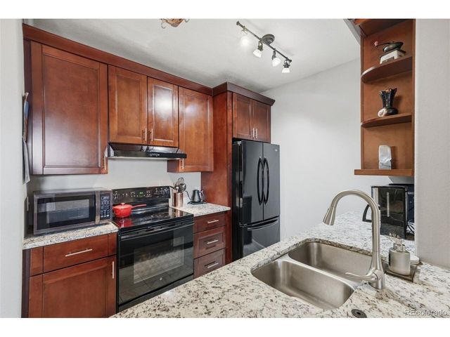 6013 Castlegate Dr W D26, Castle Rock, CO 80108