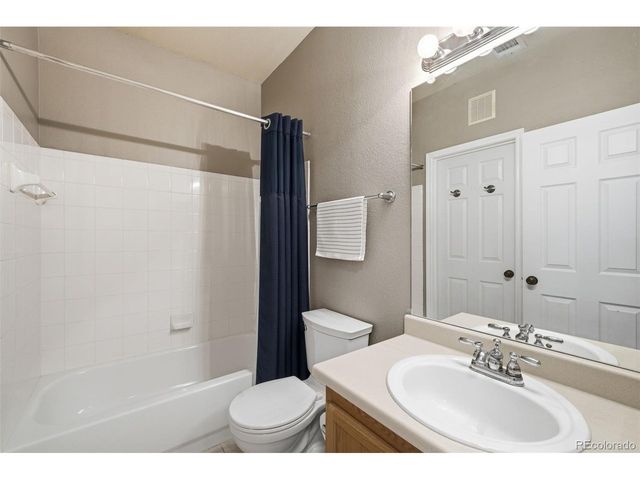 6013 Castlegate Dr W D26, Castle Rock, CO 80108