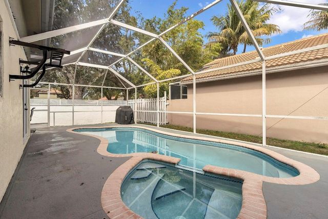 12533 NW 10th Place, Sunrise, FL 33323