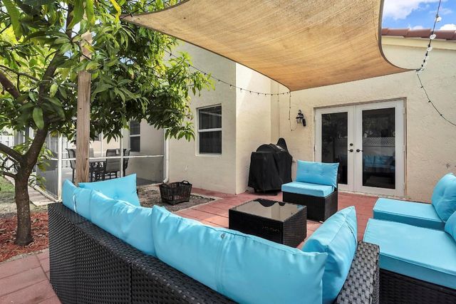 12533 NW 10th Place, Sunrise, FL 33323