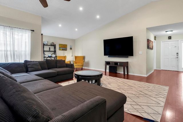 12533 NW 10th Place, Sunrise, FL 33323