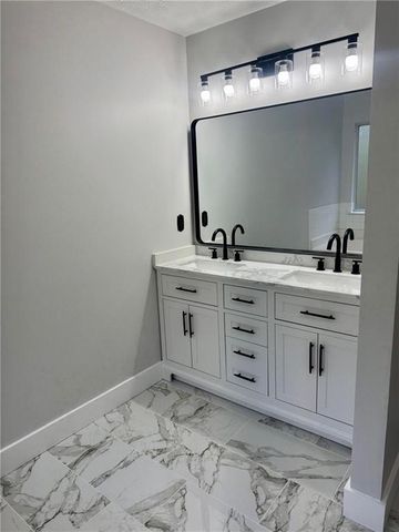 3393 Madison Farm Way, Snellville, GA 30039