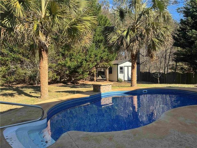 3393 Madison Farm Way, Snellville, GA 30039