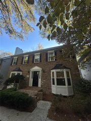 2312 Defoors Ferry NW Road, Atlanta, GA 30318