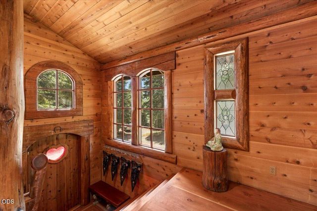 480 Mount Ashland Ski Road, Ashland, OR 97520