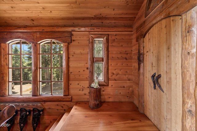 480 Mount Ashland Ski Road, Ashland, OR 97520