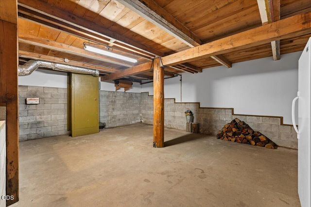 480 Mount Ashland Ski Road, Ashland, OR 97520