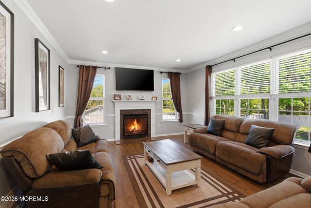 1 Parkside Drive, Jackson, NJ 08527