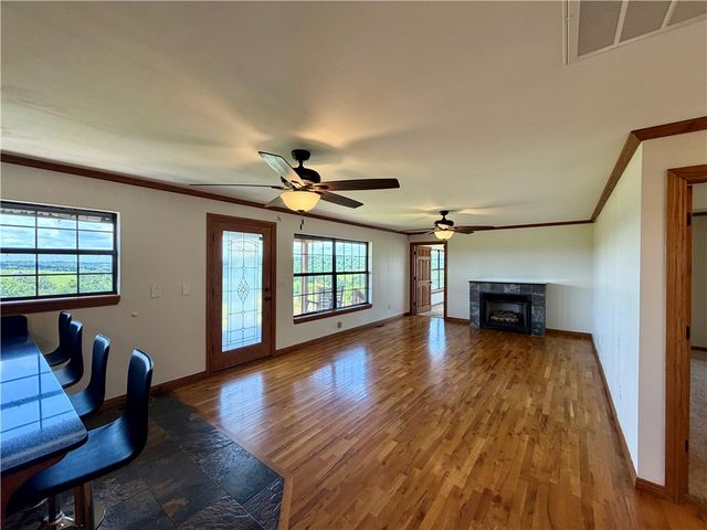 942 Clifty Highway, Rogers, AR 72756